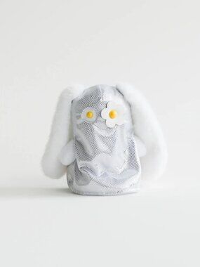 CJ Hendry Juju Halloween– Ghost